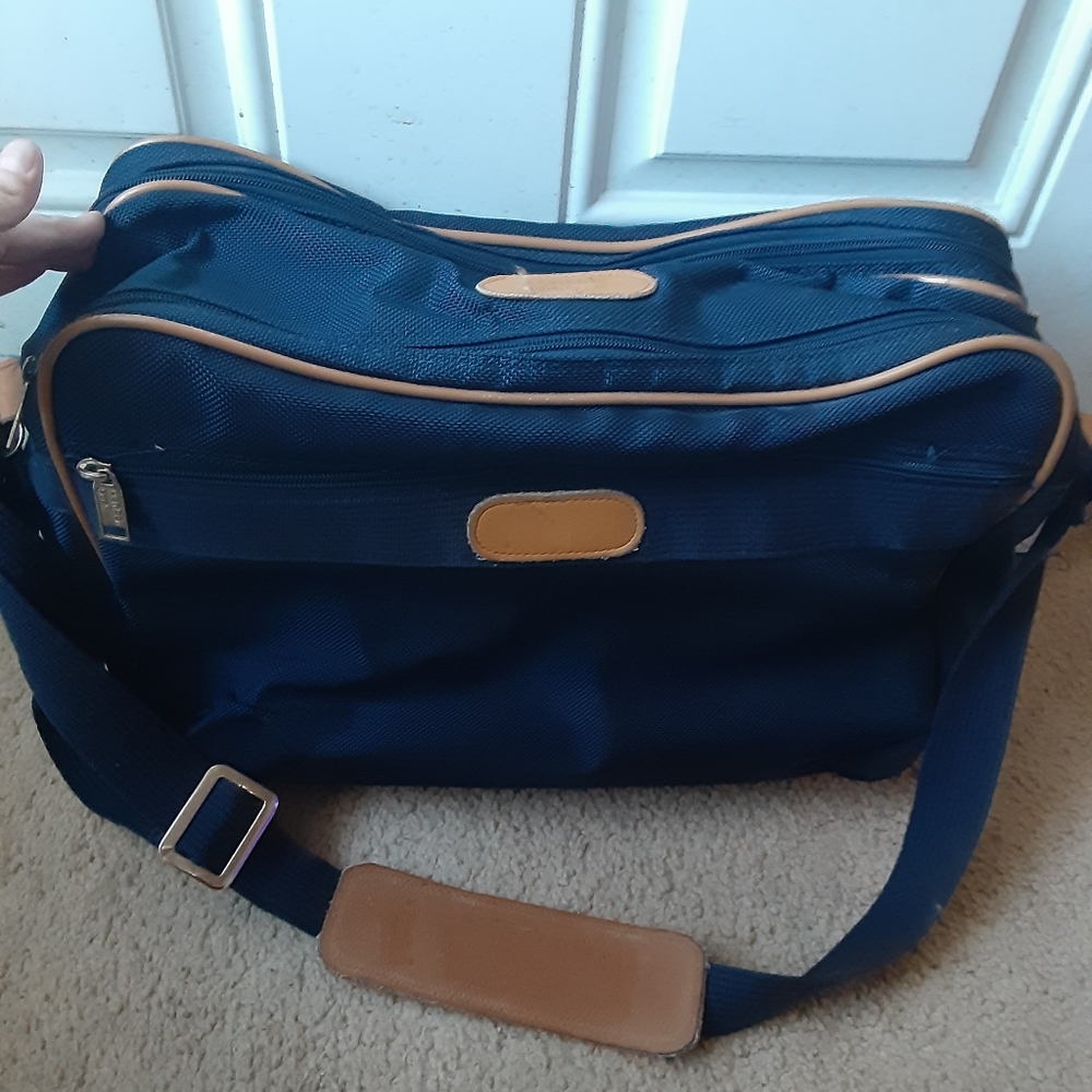 London Fog Vintage Messenger Bag